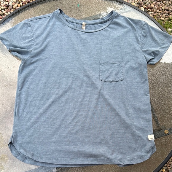 Vuori Tops - Vouri Casual Blue T-Shirt with Pocket
